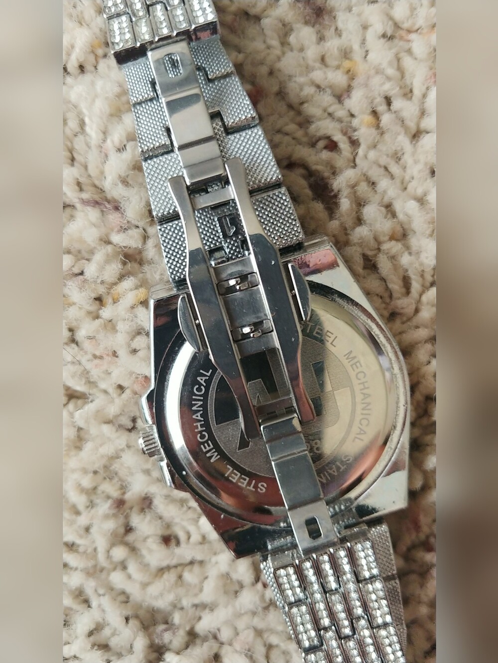 Watch - Picture 4 of 6
